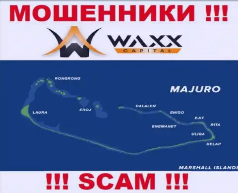 С вором Вакс-Капитал Нет довольно-таки опасно взаимодействовать, они базируются в оффшоре: Маджуро, Маршалловы Острова